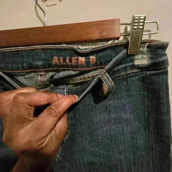 P7436 allen b. Distressed flare festival jeans - Picture 5 of 9